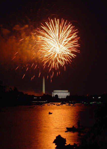 July4th(Gold)05681.jpg (47482 bytes)