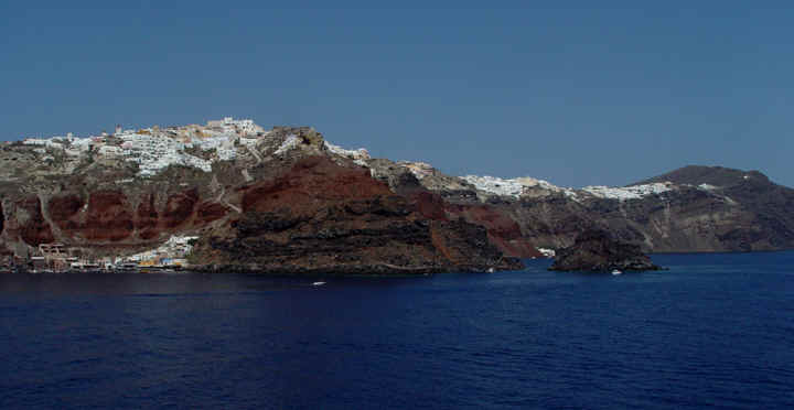 GreeceSantorini05902.jpg (270866 bytes)