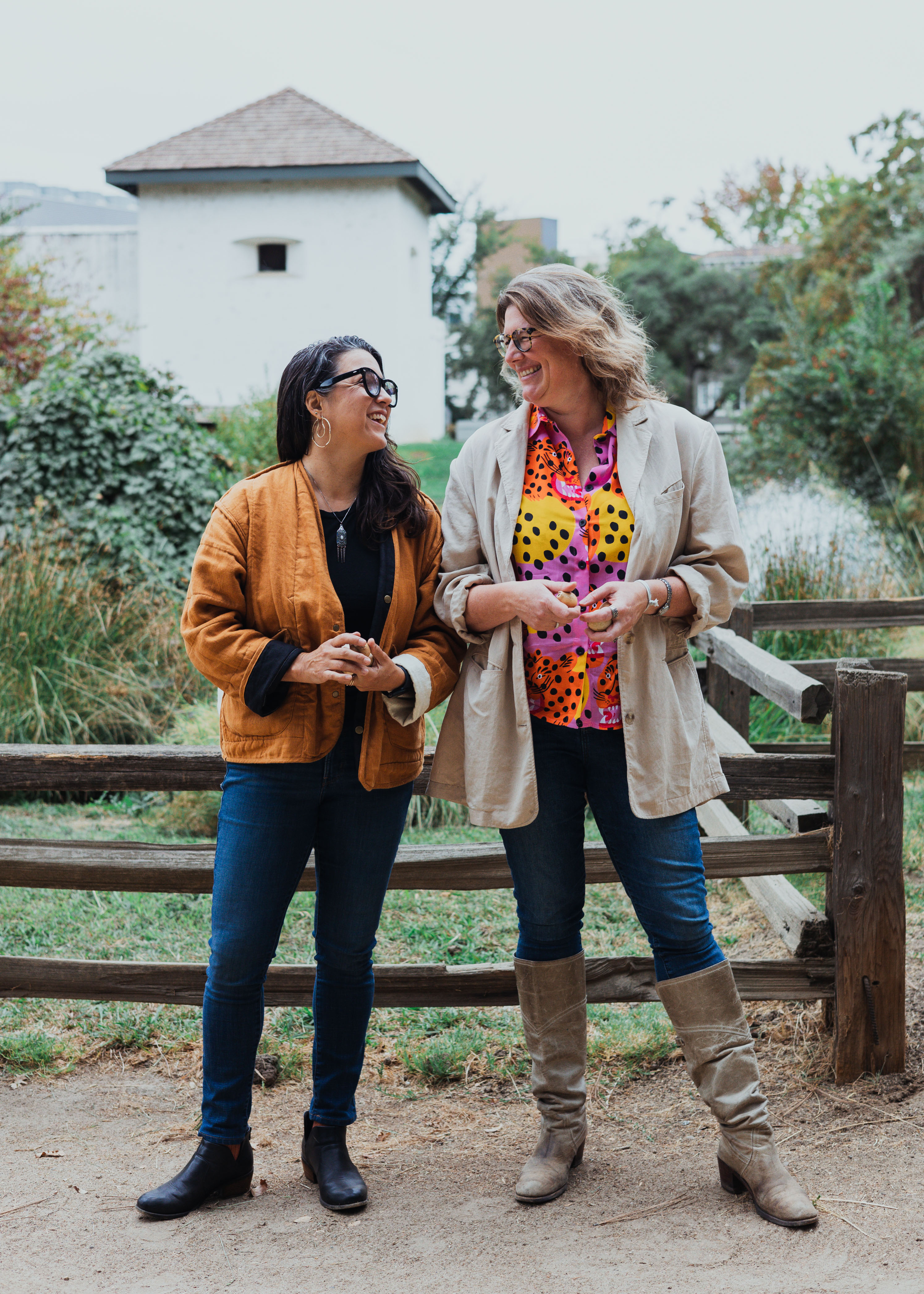 Amy Elkins and Eliza Gregory, standing outside Sutter's Fort.